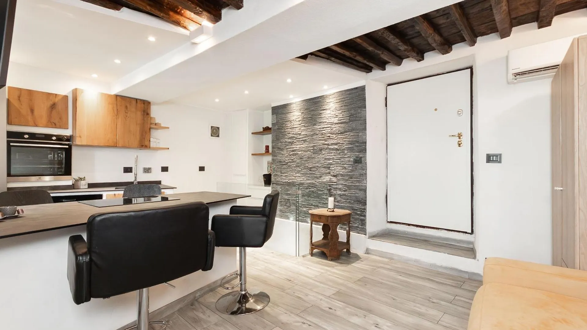 Palm & Beach - Genova Suite Apartment